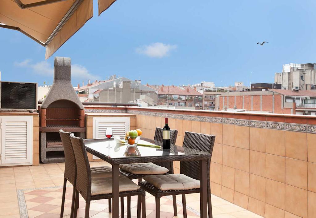 Letsgo Sagrada Familia Penthouse Lägenhet Barcelona Rum bild